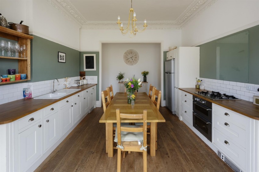 Images for Warwick Road | Redland