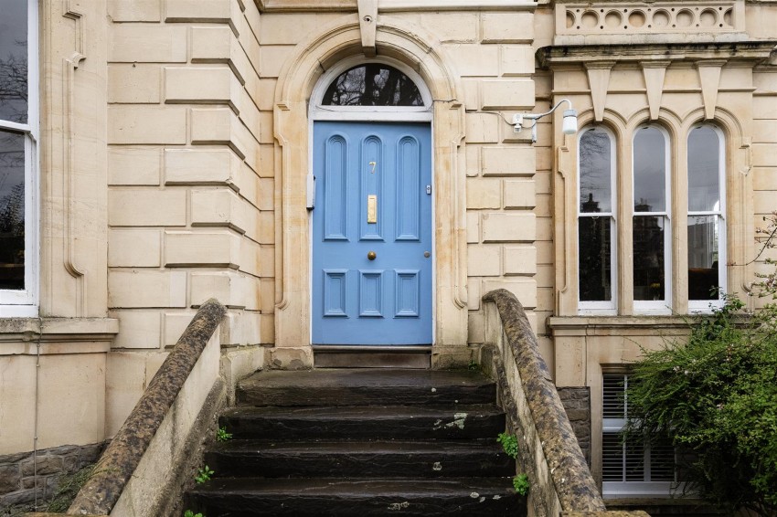 Images for Warwick Road | Redland