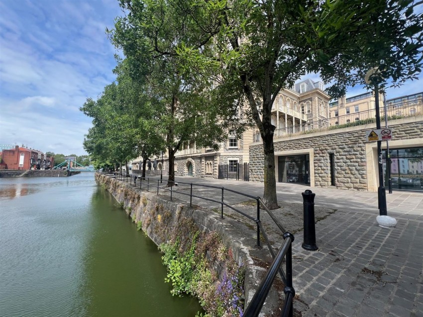 Images for The General, Bristol